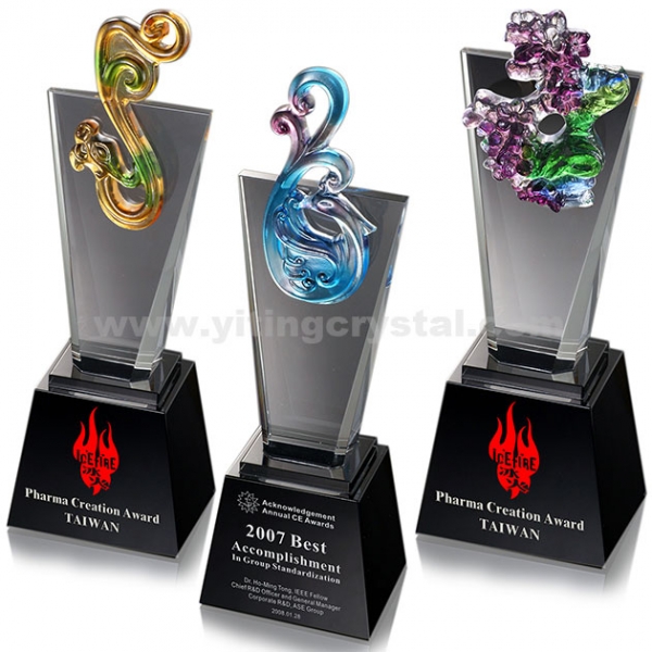 黑水晶獎盃-展望